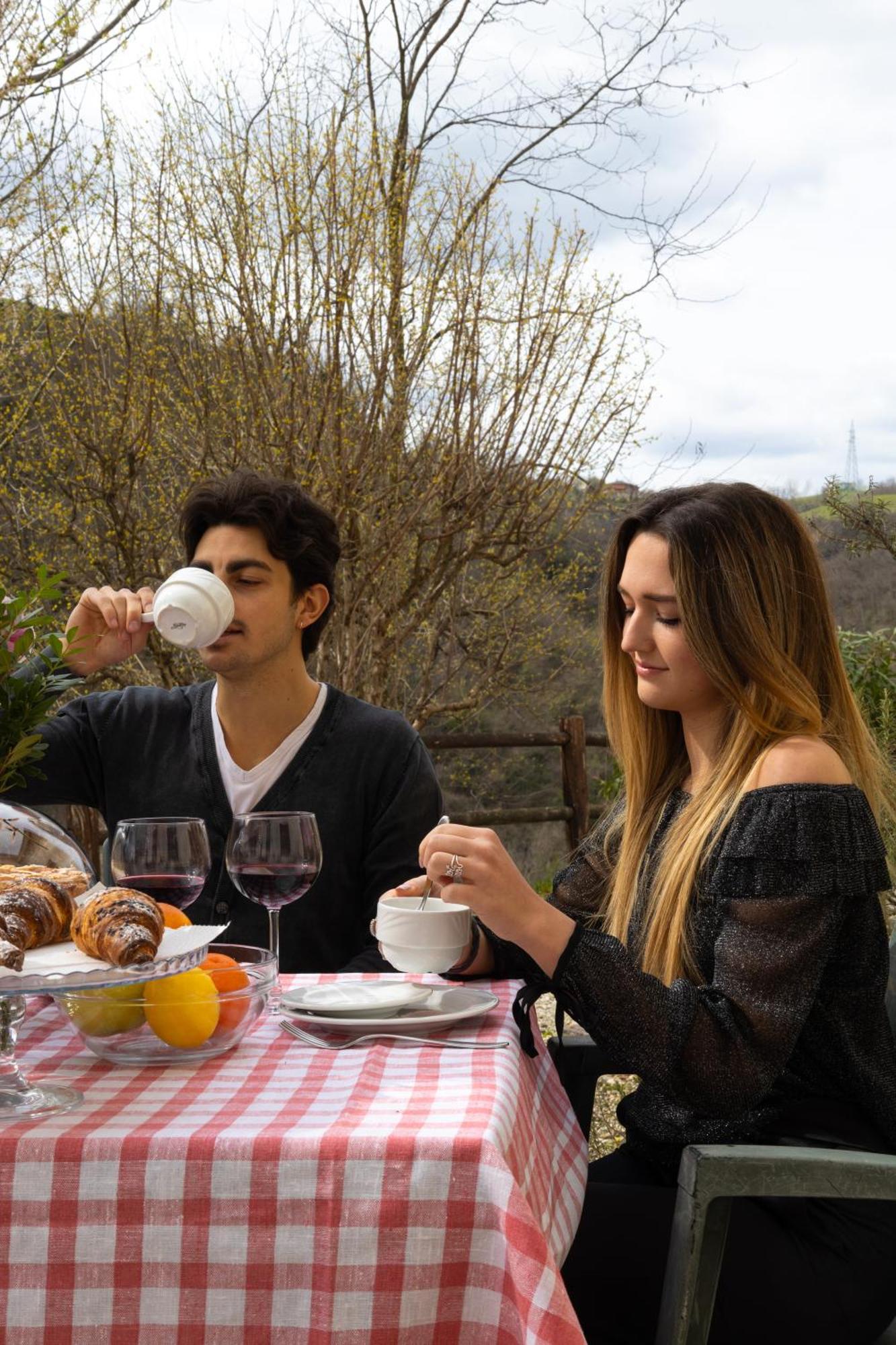Podere Riosto Cantina&Agriturismo Pianoro Luaran gambar